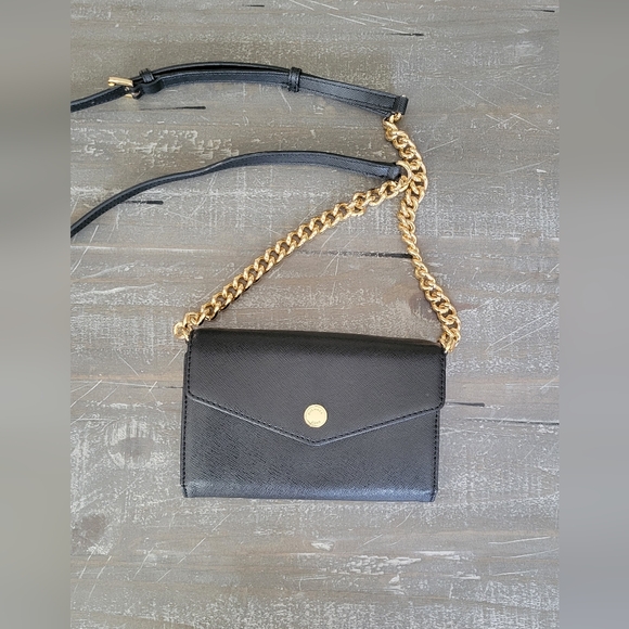 Michael Kors Handbags - Michael Kors Jet Set Travel  Envelope Crossbody Bag